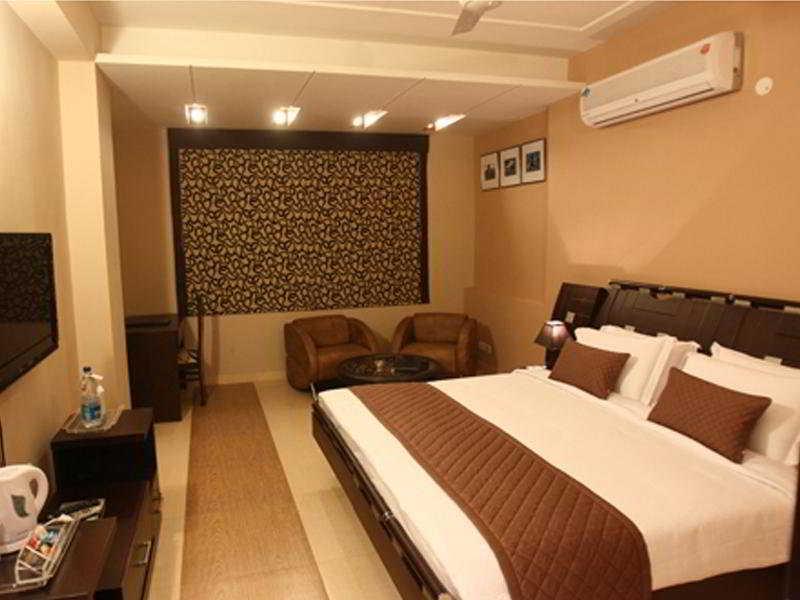 Emblem Hotel Sector 14 Gurgaon Værelse billede